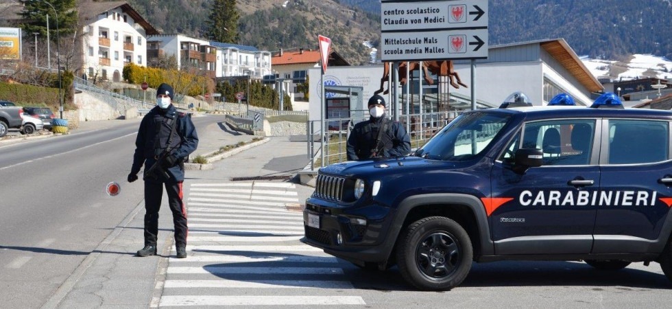 Fa il pieno all'auto e scappa senza pagare: dopo oltre due mesi di indagini i carabinieri lo identificano